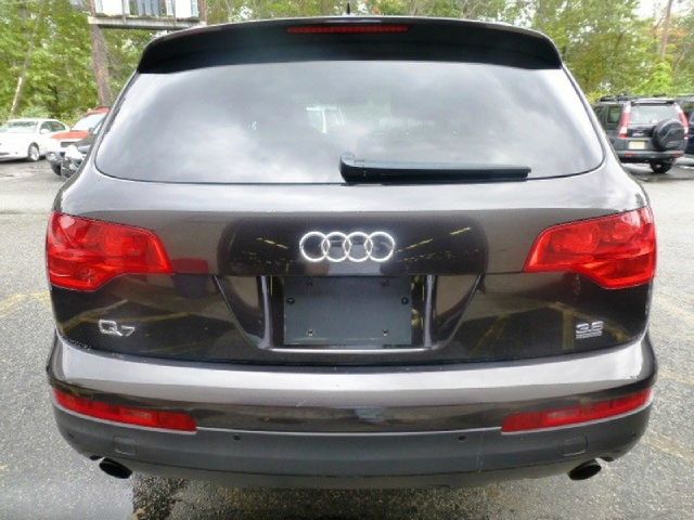 Audi Q7 2008 photo 2