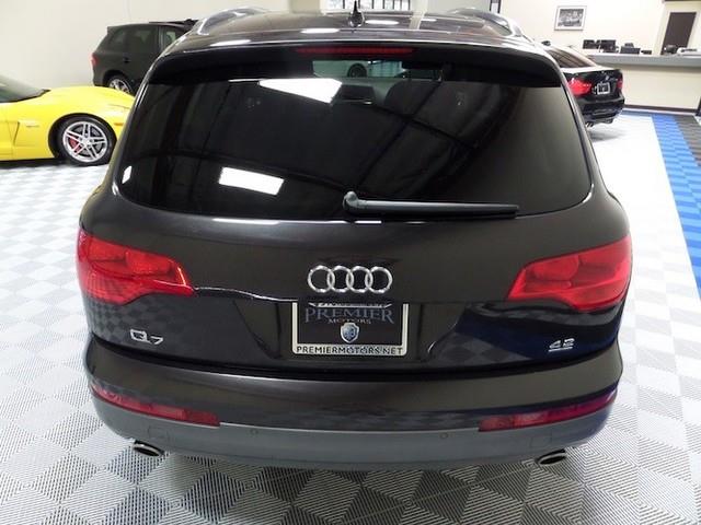 Audi Q7 2008 photo 2