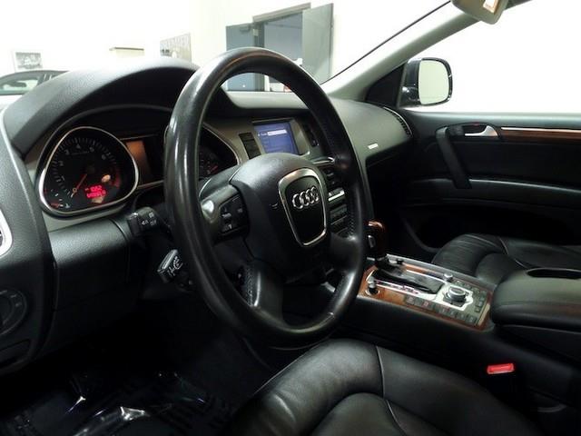 Audi Q7 2008 photo 27