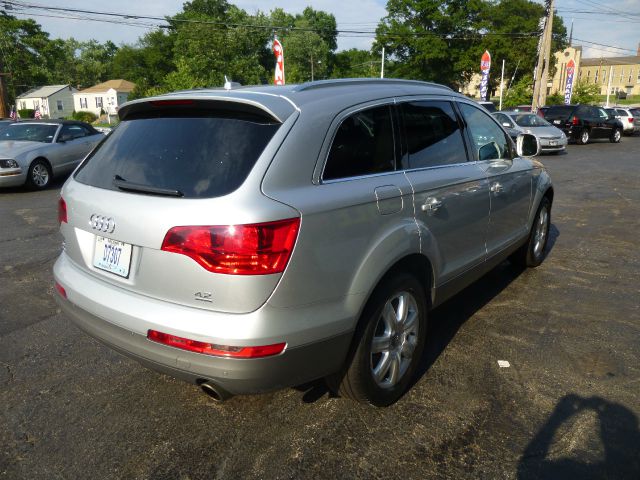 Audi Q7 4dr Sdn GS Plus SUV