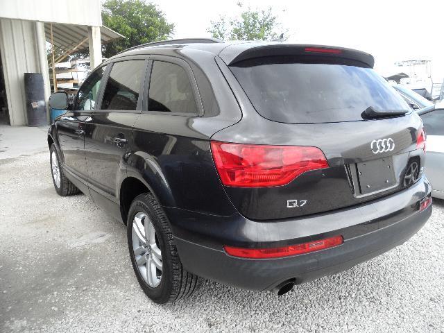 Audi Q7 2008 photo 12