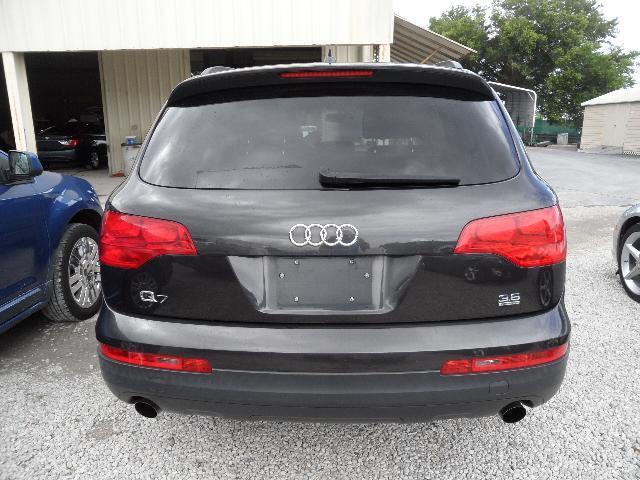 Audi Q7 2008 photo 14