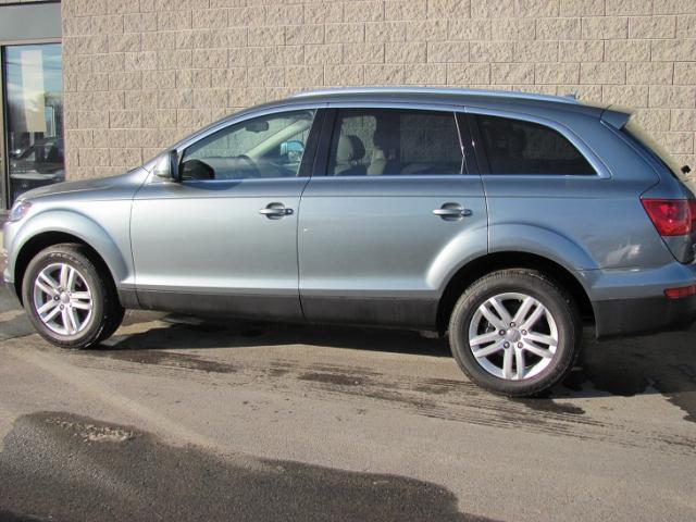 Audi Q7 GX 470 Sport Utility 4D W/navigation Unspecified