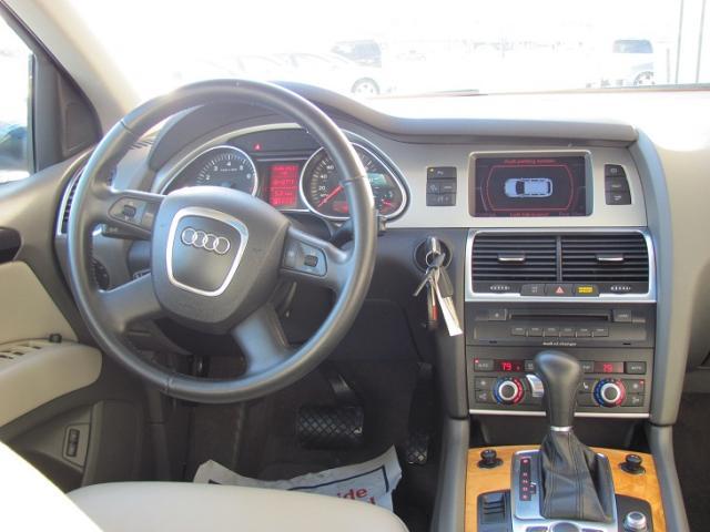 Audi Q7 2008 photo 4