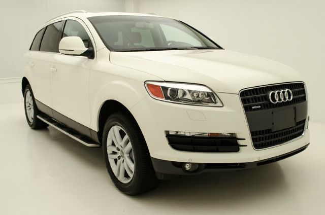 Audi Q7 2008 photo 1