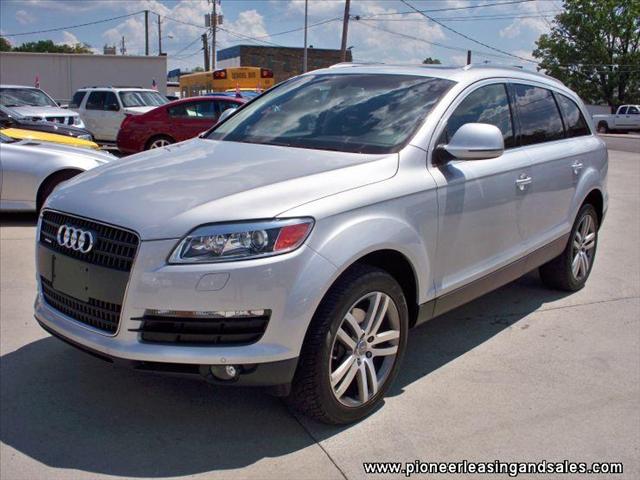 Audi Q7 2008 photo 1