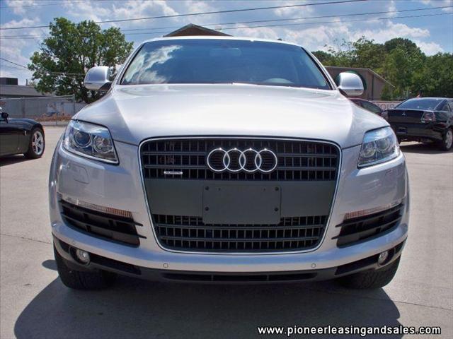 Audi Q7 2008 photo 2