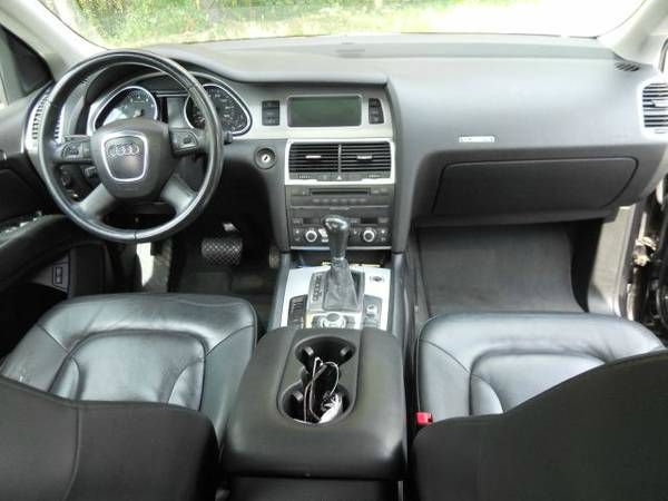 Audi Q7 2008 photo 1