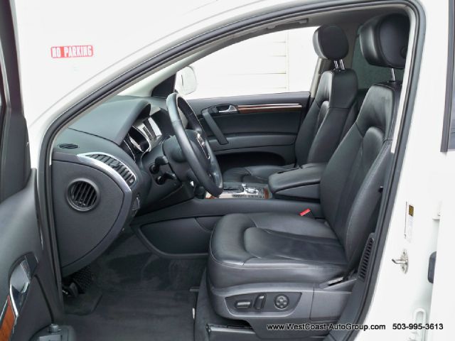 Audi Q7 2009 photo 13