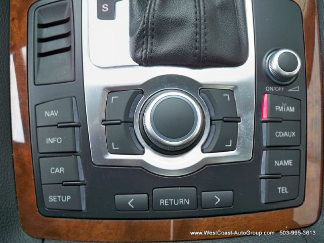 Audi Q7 2009 photo 5