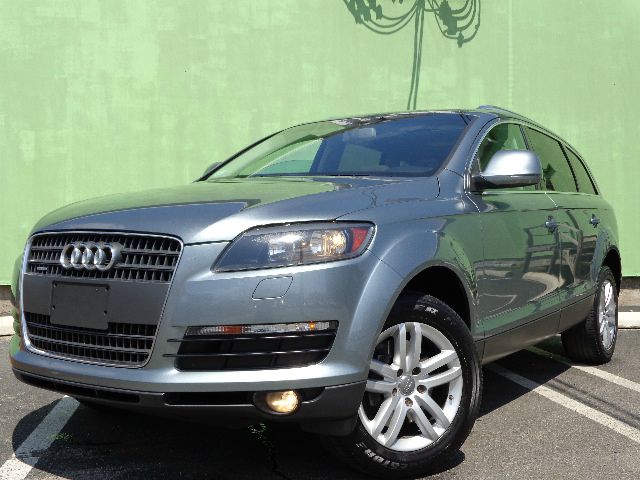 Audi Q7 2009 photo 4