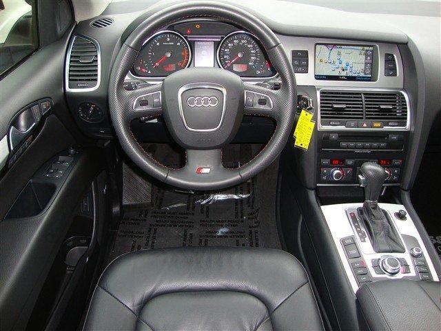 Audi Q7 2009 photo 4