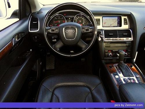 Audi Q7 2010 photo 3