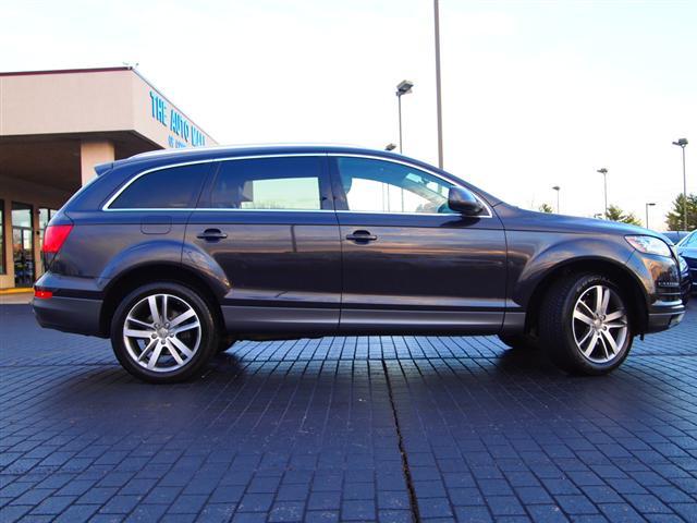 Audi Q7 2010 photo 5