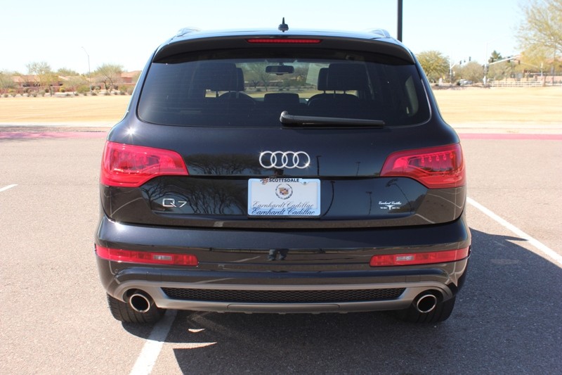 Audi Q7 2011 photo 5