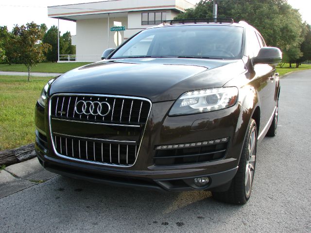 Audi Q7 2011 photo 108