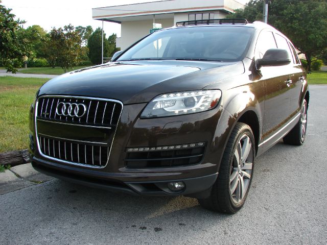 Audi Q7 2011 photo 110