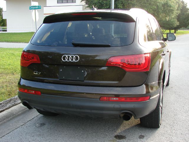 Audi Q7 2011 photo 98