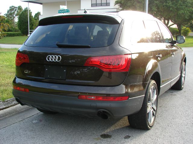 Audi Q7 2011 photo 99