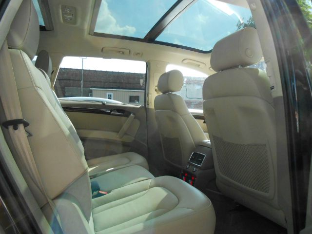 Audi Q7 2013 photo 1