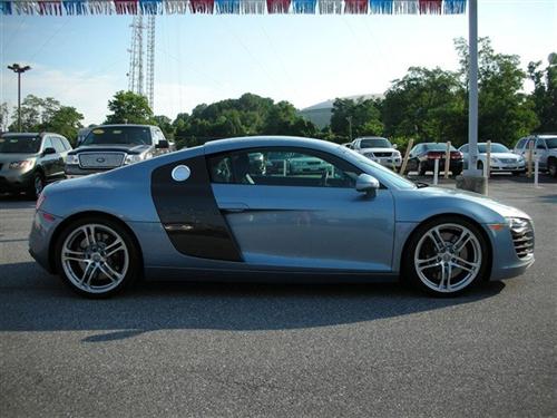 Audi R8 2009 photo 5