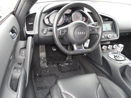 Audi R8 2009 photo 4