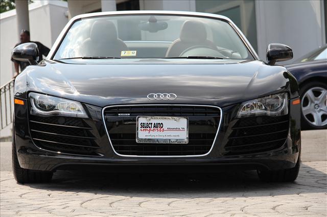 Audi R8 2011 photo 3