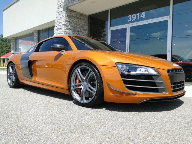 Audi R8 2012 photo 4