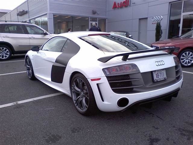 Audi R8 2012 photo 5