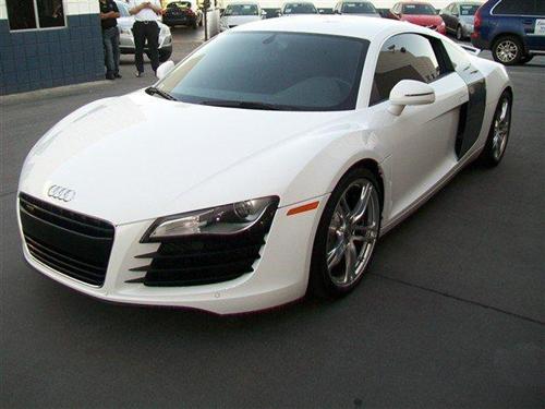 Audi R8 2012 photo 3