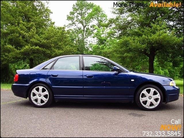 Audi S4 2001 photo 13