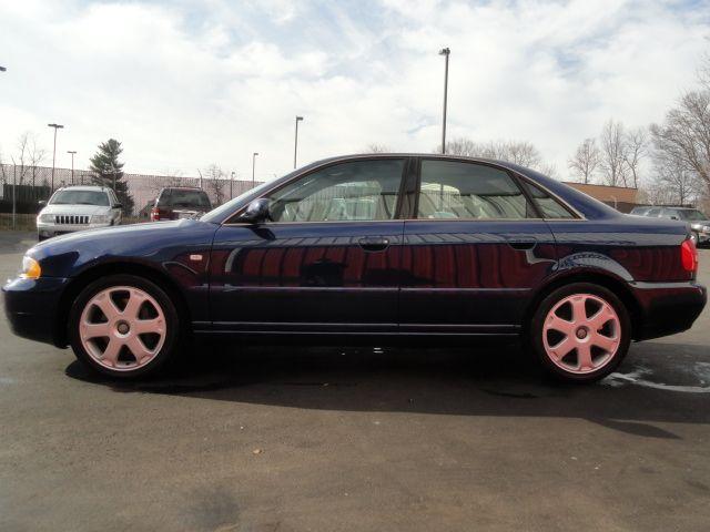 Audi S4 2002 photo 3