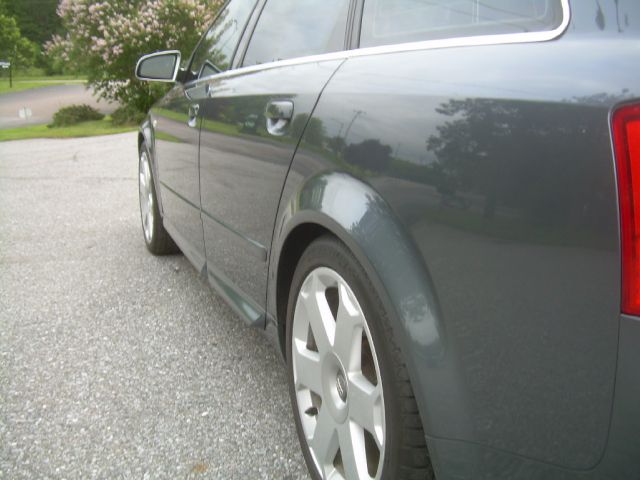 Audi S4 2004 photo 2