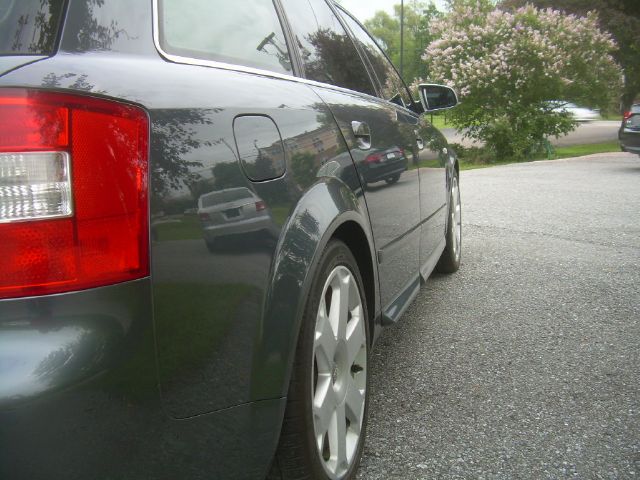 Audi S4 2004 photo 3