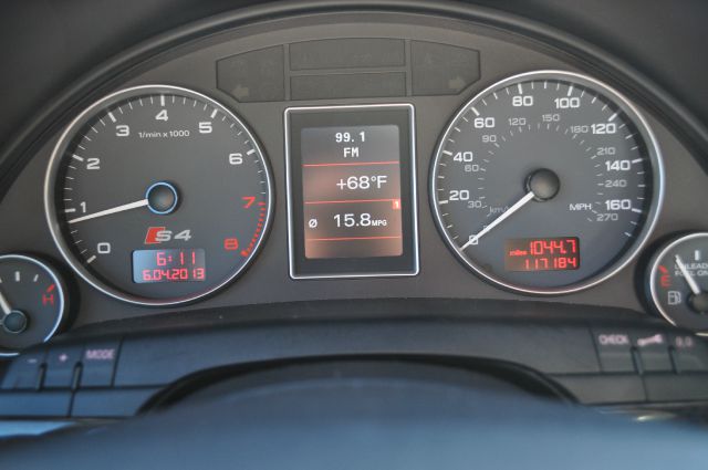 Audi S4 2004 photo 5