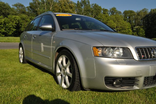 Audi S4 2004 photo 35