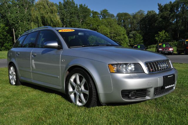 Audi S4 2004 photo 37