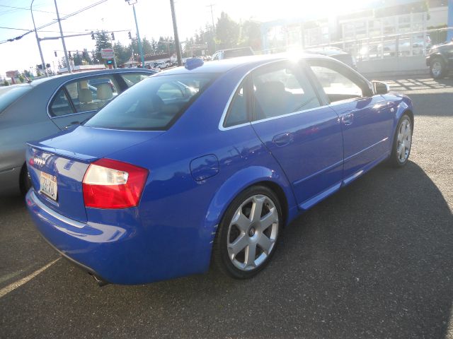 Audi S4 2004 photo 1