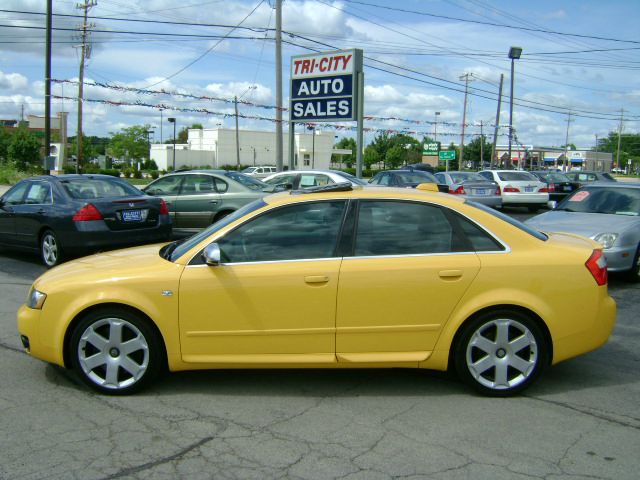 Audi S4 2004 photo 7