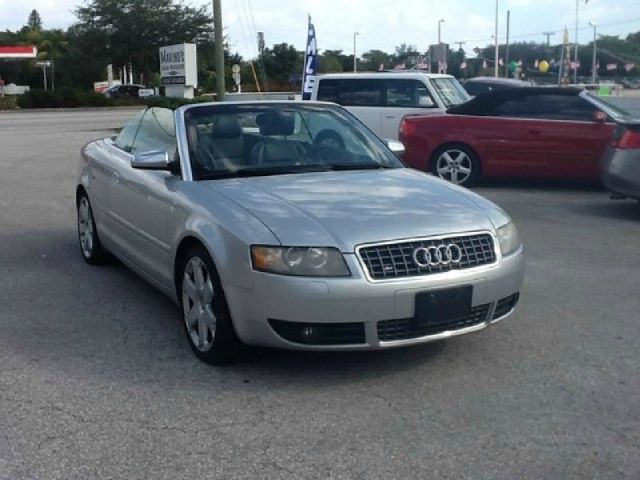 Audi S4 2004 photo 6