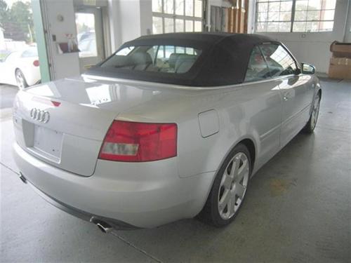 Audi S4 2004 photo 2