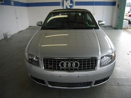 Audi S4 2004 photo 4