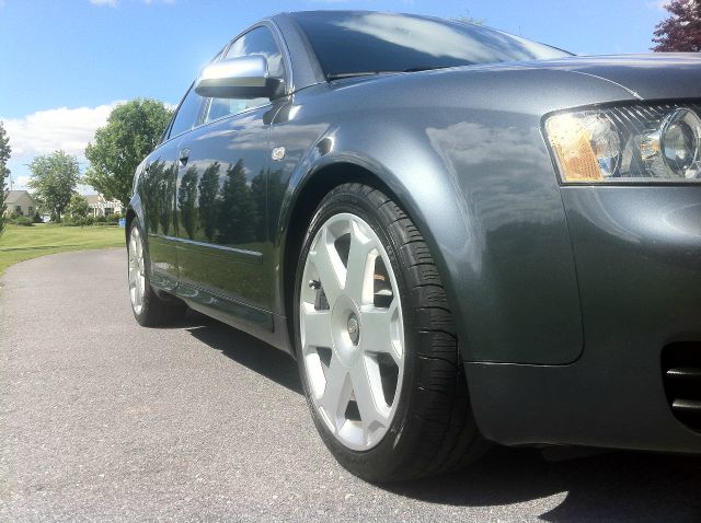 Audi S4 2005 photo 46