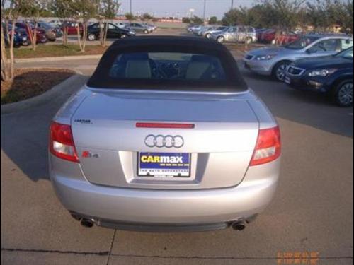 Audi S4 2005 photo 4