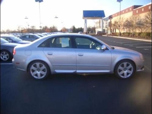 Audi S4 2005 photo 3