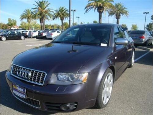 Audi S4 2005 photo 2