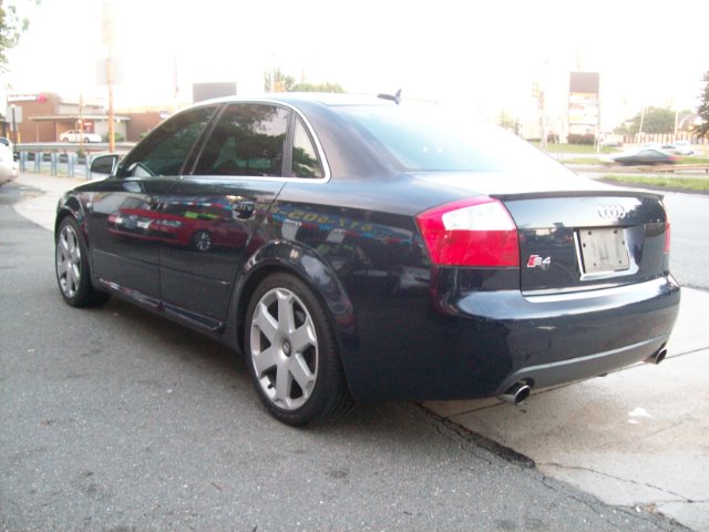 Audi S4 2005 photo 1