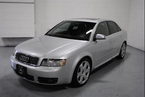 Audi S4 2005 photo 2