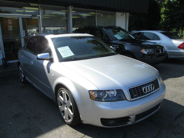 Audi S4 2005 photo 3