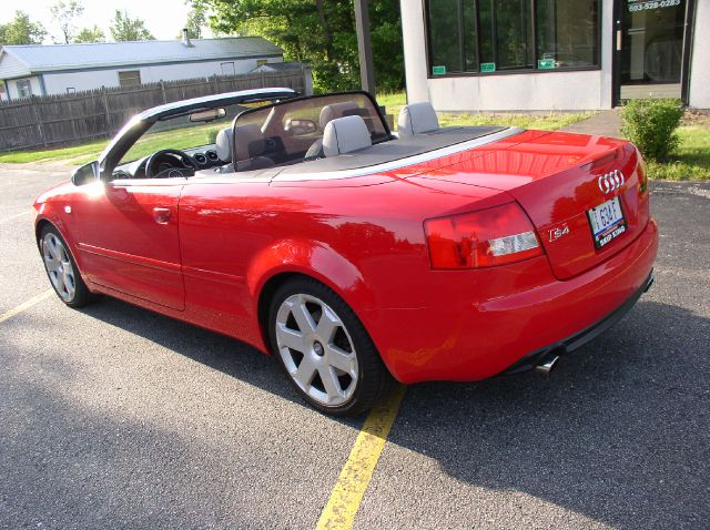 Audi S4 2005 photo 5